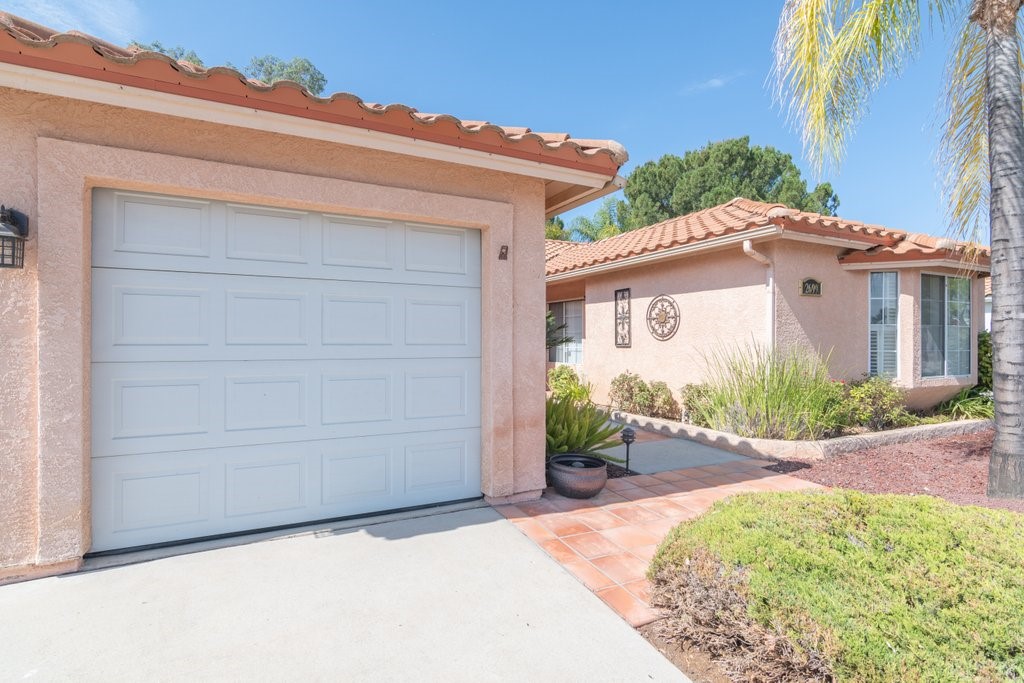 2699 Peach Tree St Property Photo 4