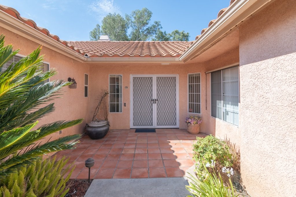 2699 Peach Tree St Property Photo 7