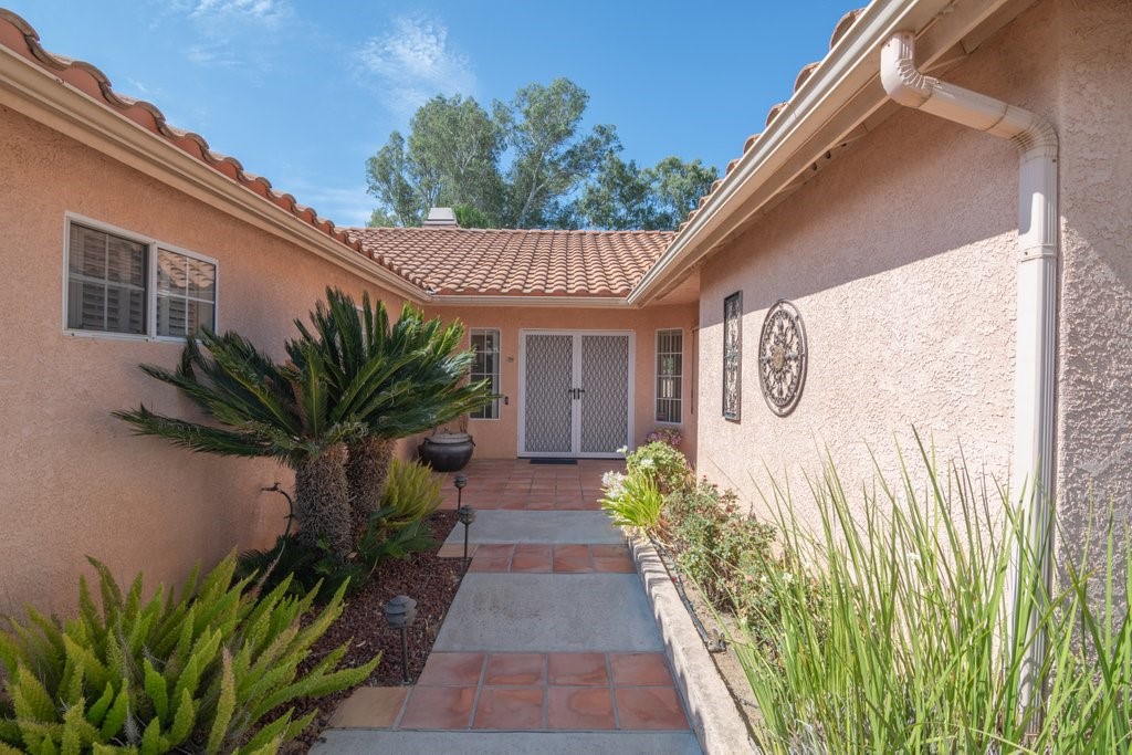 2699 Peach Tree St Property Photo 8
