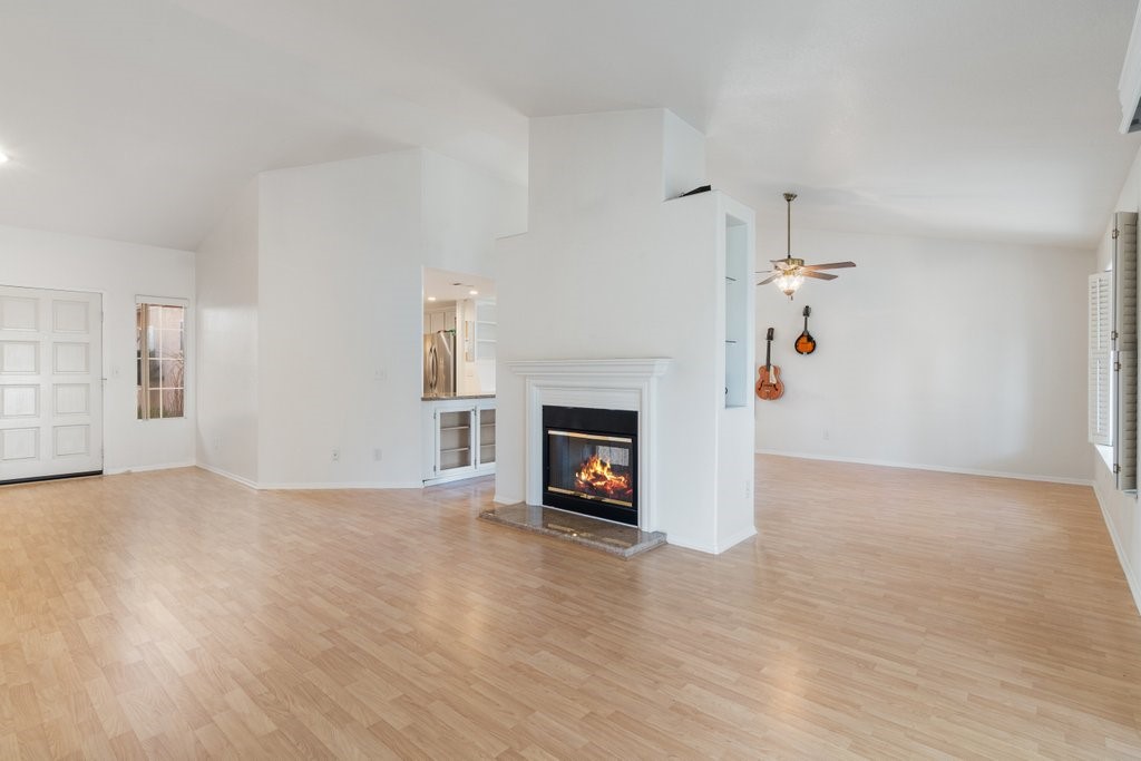 2699 Peach Tree St Property Photo 14