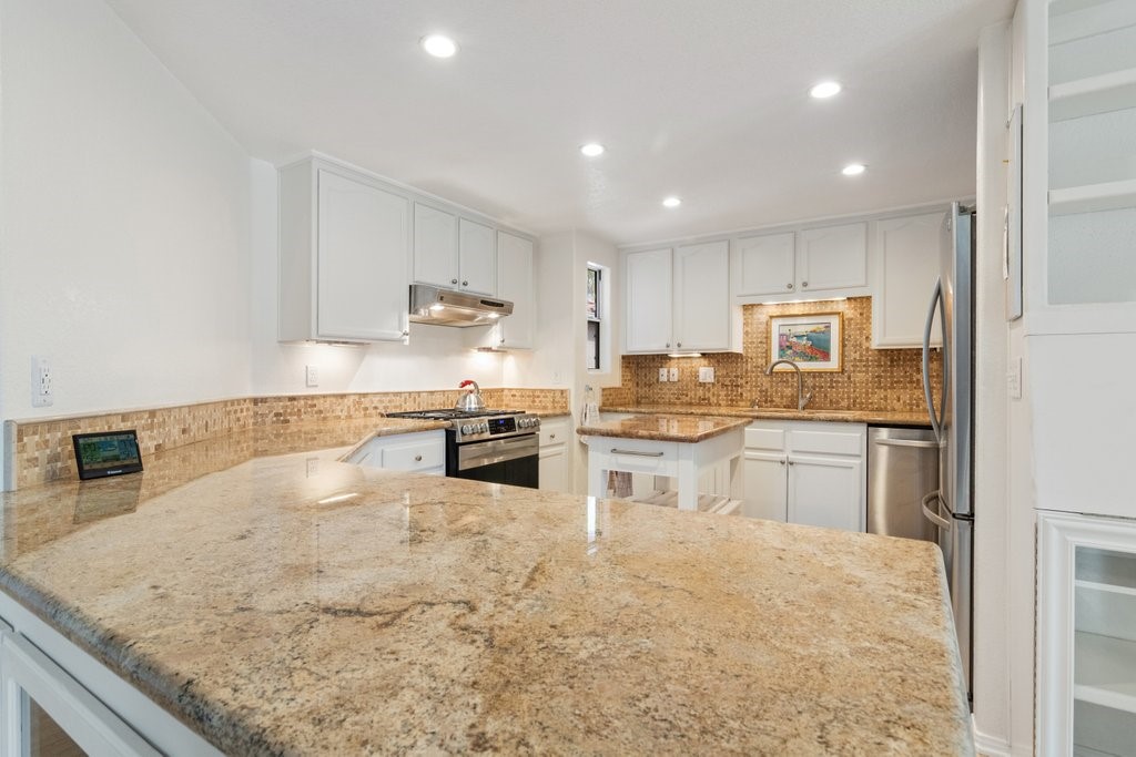 2699 Peach Tree St Property Photo 22