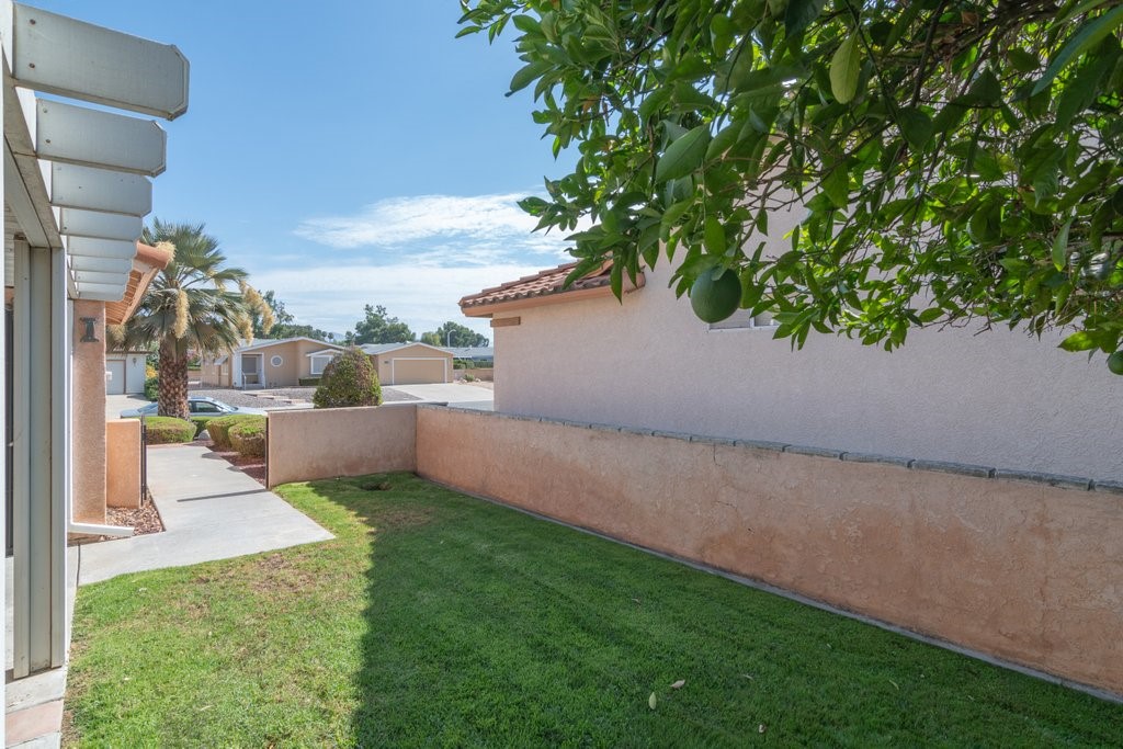 2699 Peach Tree St Property Photo 39