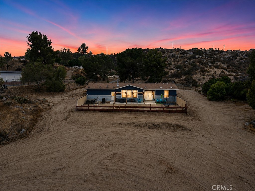 22701 Juniper Flats Property Photo 1