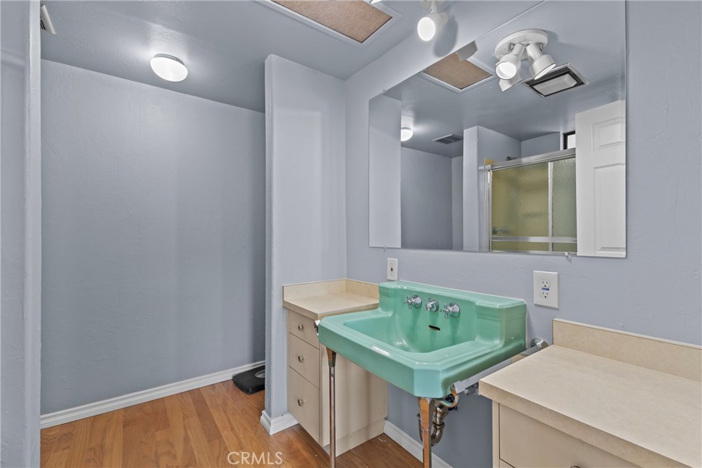 40585 Lakeshore Boulevard Property Photo 18