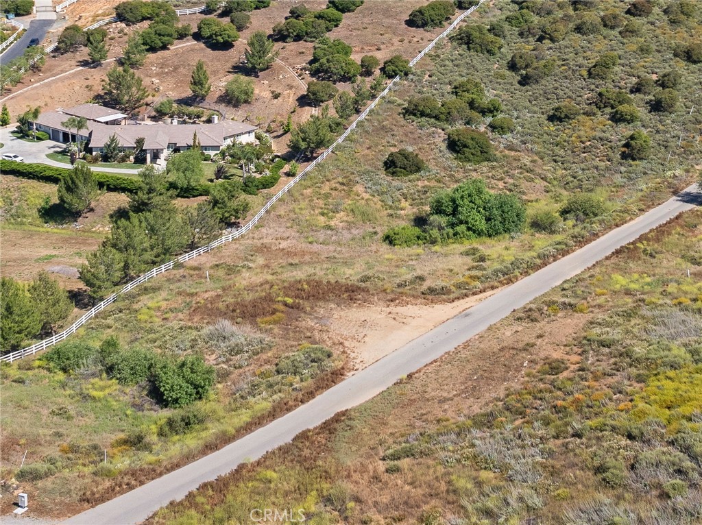 1 Avenida La Cresta Property Photo 7