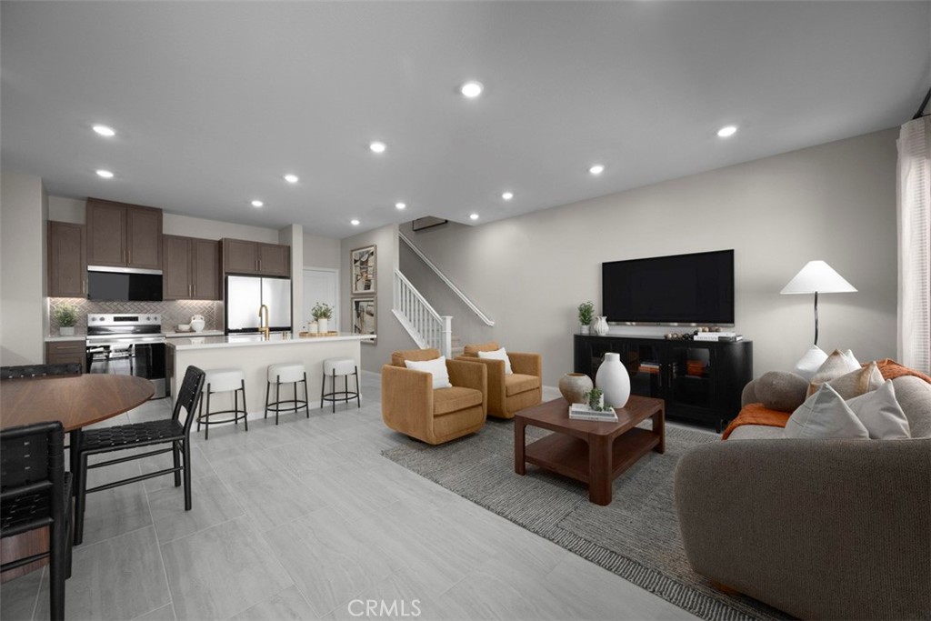 4621 S Moonstar Privado Property Photo 3