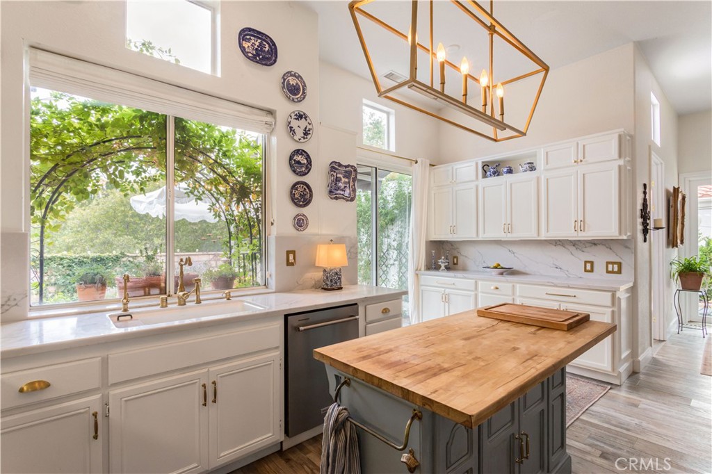 37849 Bear View Circle Property Photo 4