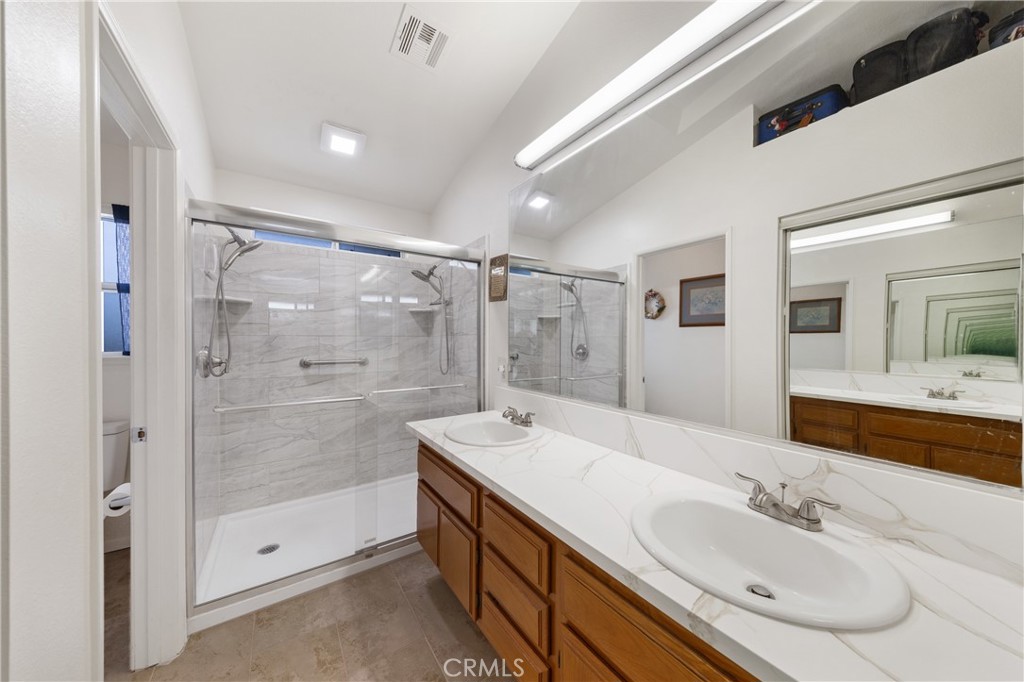 39560 Glenwood Court Property Photo 31