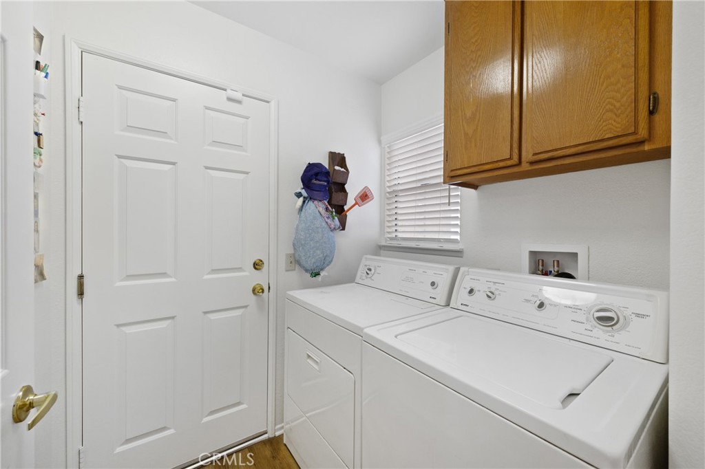 39560 Glenwood Court Property Photo 36
