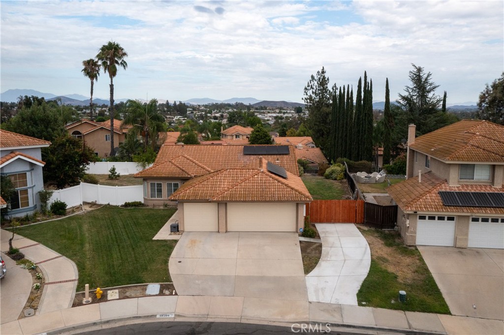 39560 Glenwood Court Property Photo 37