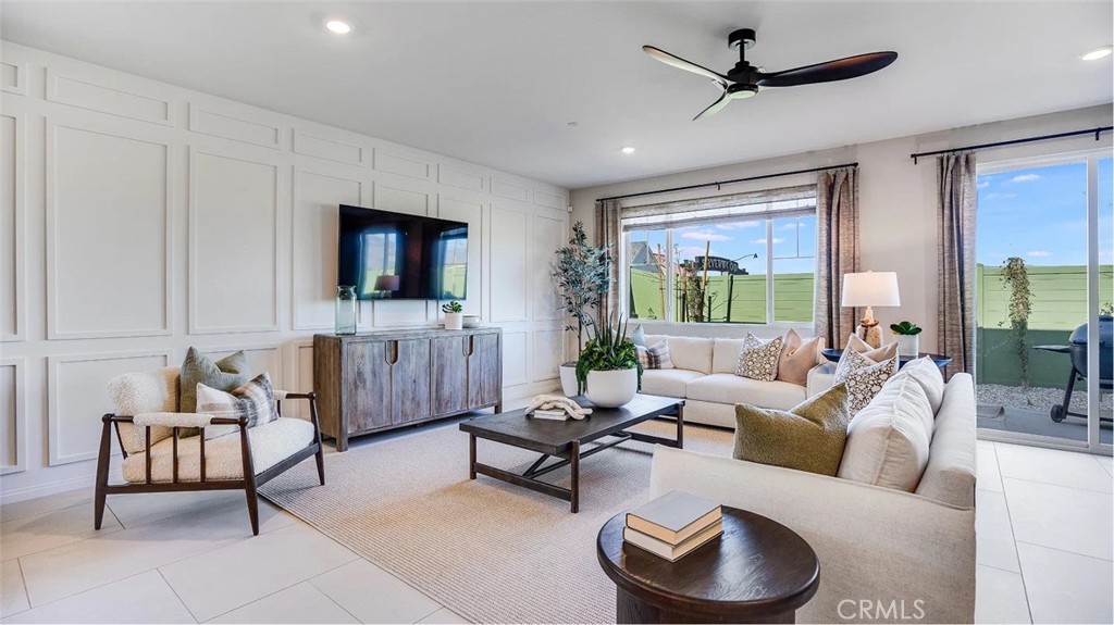 17631 Bassets Street Property Photo 6