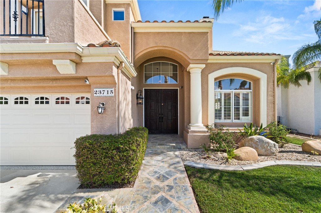 23715 Via Segovia Street Property Photo 10