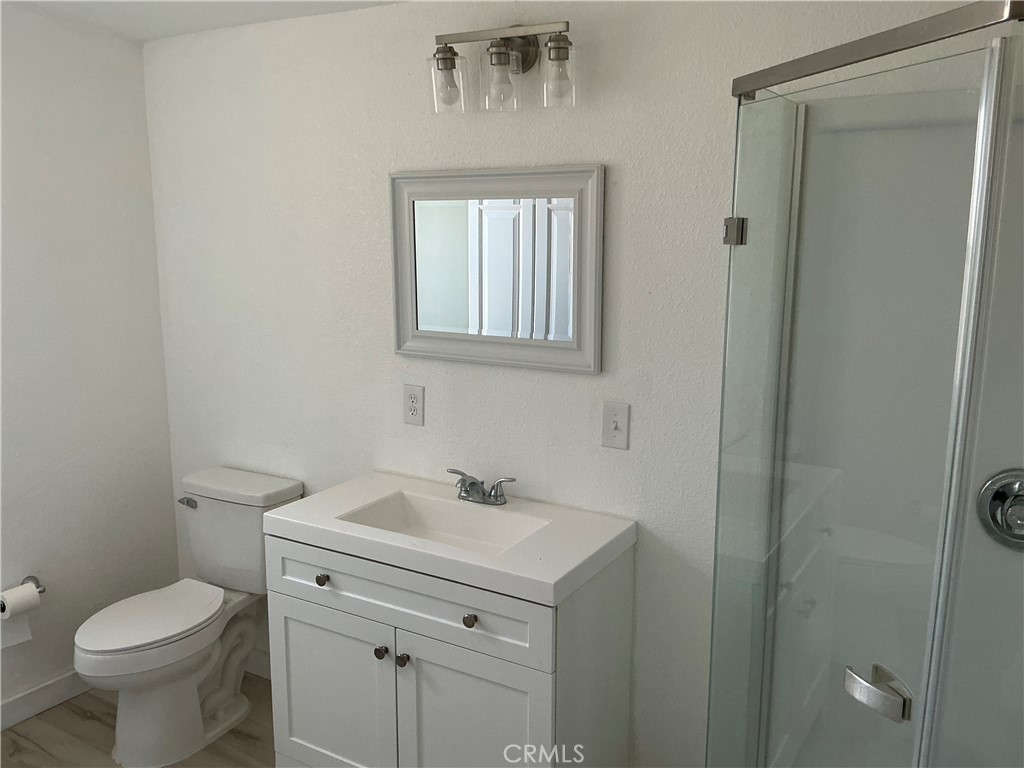 723 W 9th Property Photo 24