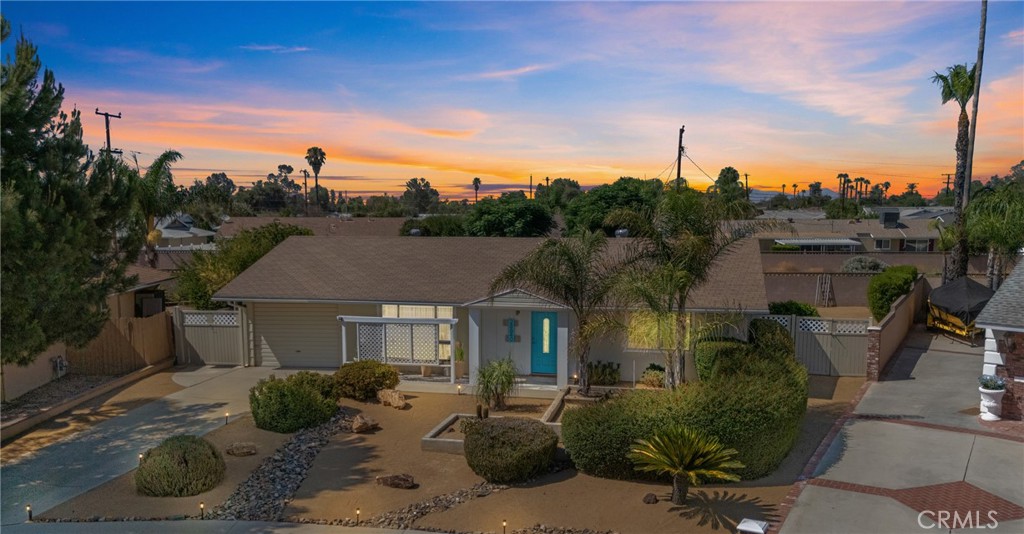 28640 Del Monte Property Photo 1