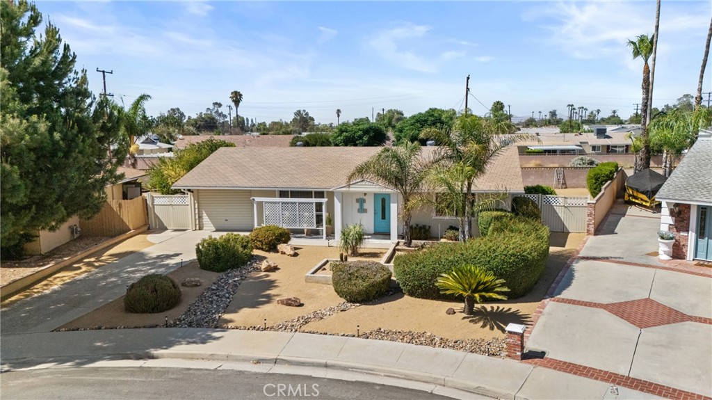 28640 Del Monte Property Photo 2