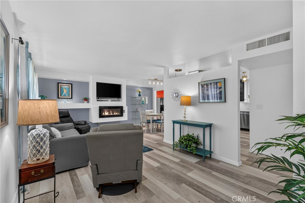 28640 Del Monte Property Photo 4