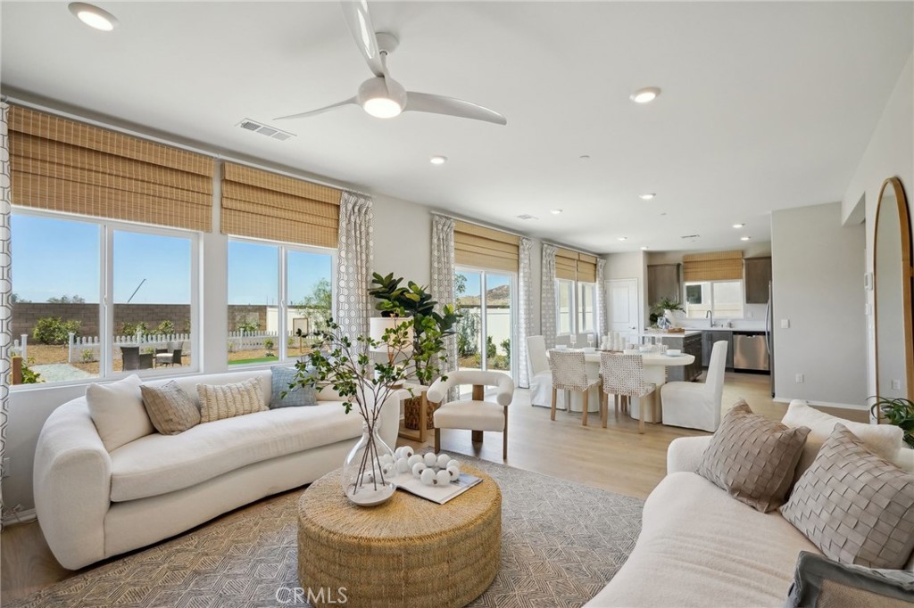 31293 White Bark Drive Property Photo 4