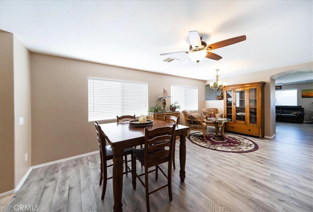 26838 Mountain Glen Property Photo 6
