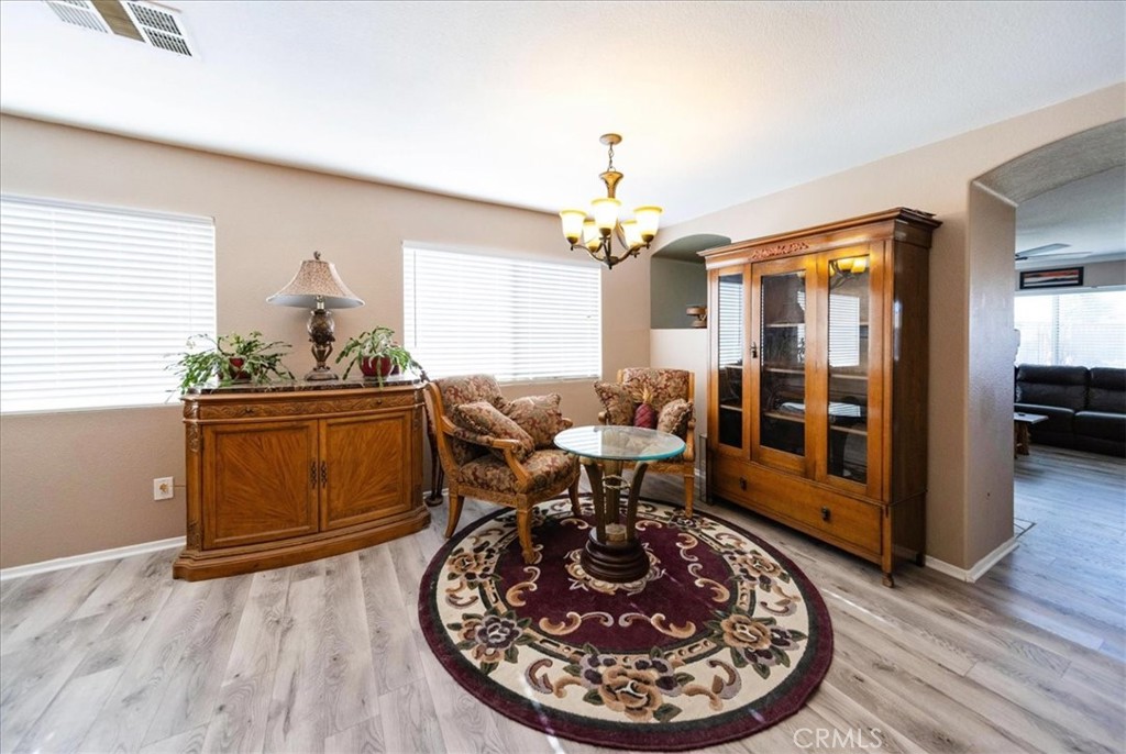 26838 Mountain Glen Property Photo 8