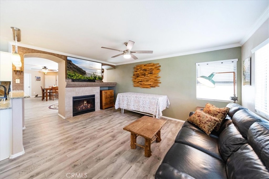 26838 Mountain Glen Property Photo 10