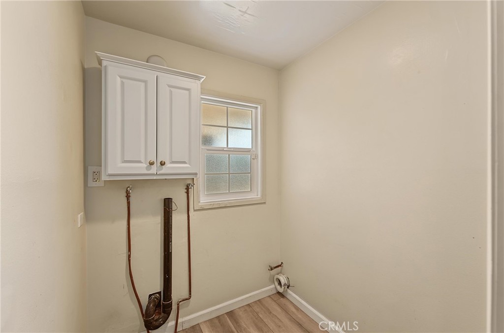 1583 W Cerritos Property Photo 24