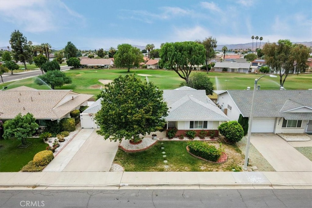 451 Olympia Property Photo