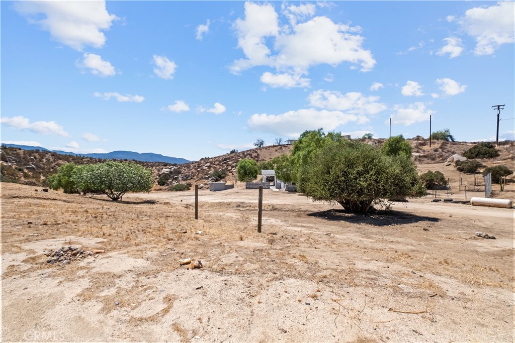 42965 Powerline Property Photo 45