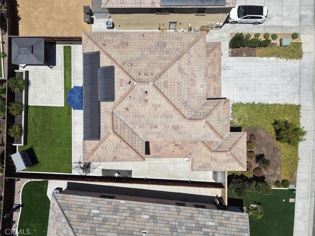 27497 Grand Teton Court Property Photo 8