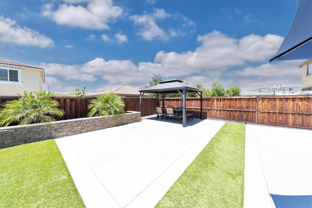 27497 Grand Teton Court Property Photo 46
