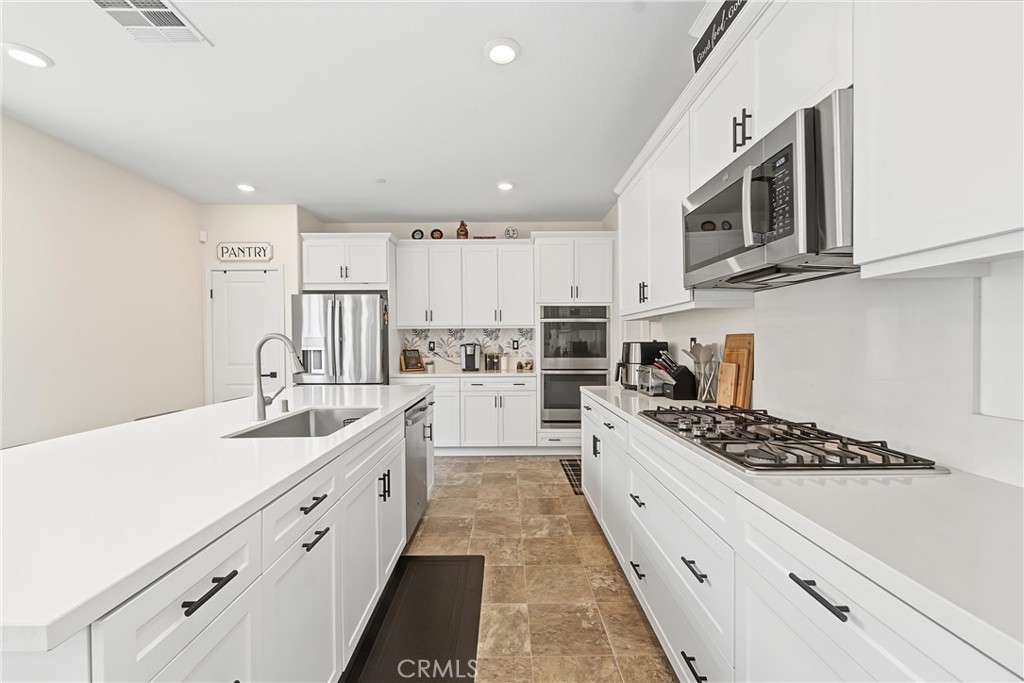 36569 Diego Springs Property Photo 4