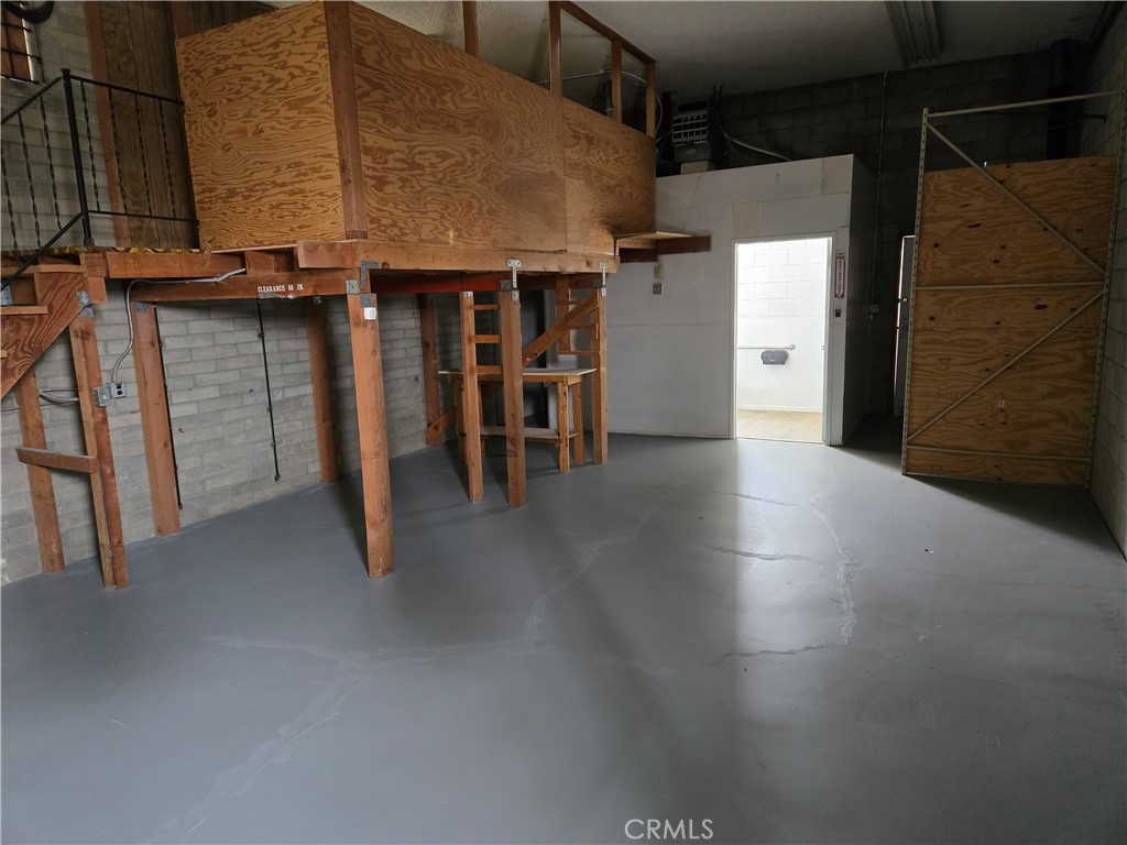 122 E Main Street E Property Photo 1