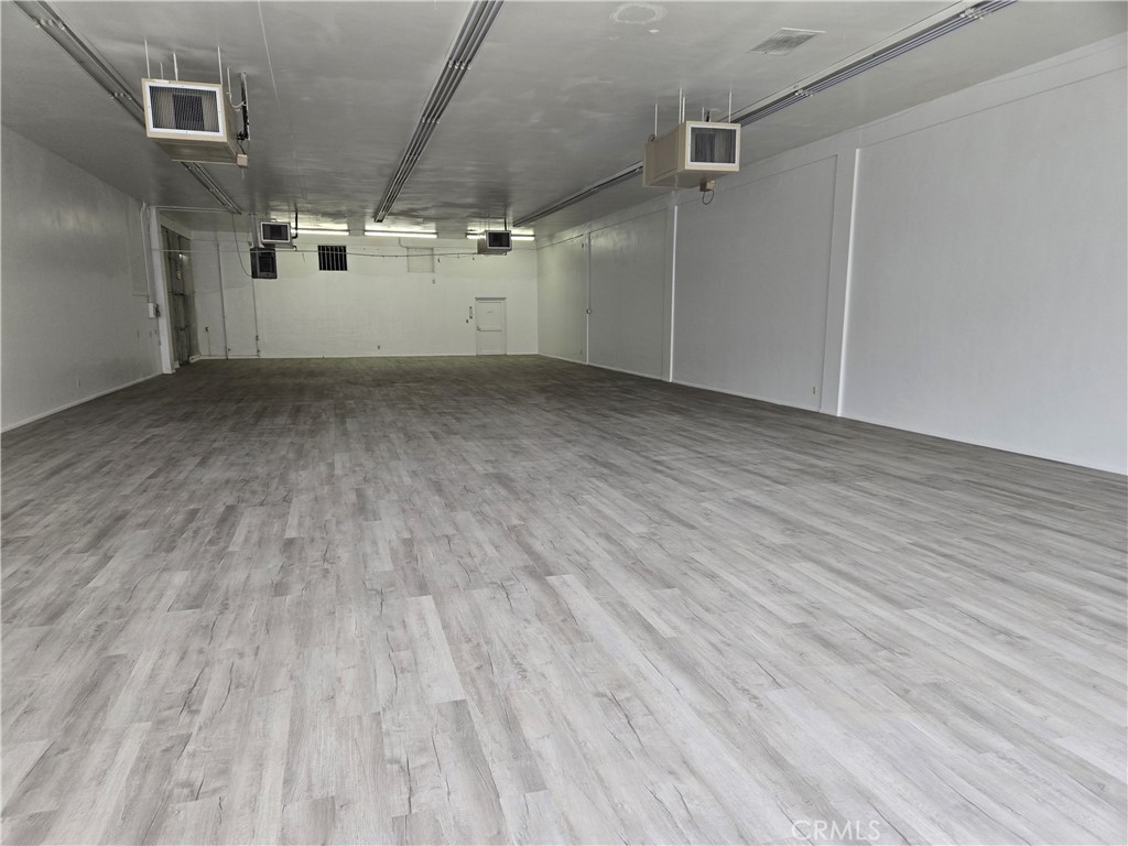 122 E Main Street E Property Photo 2