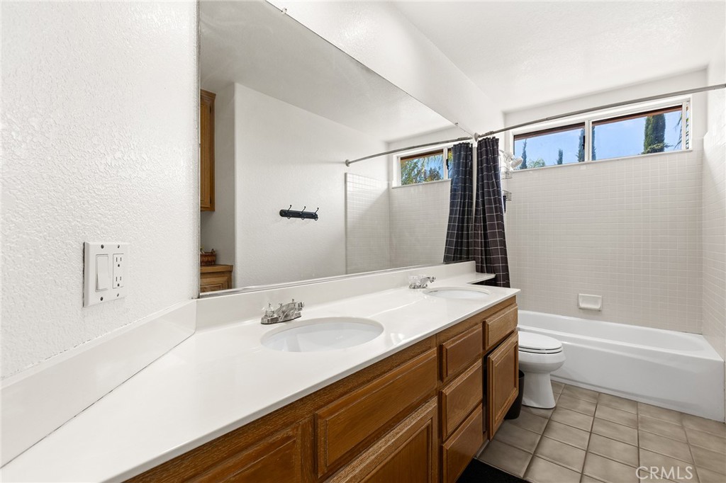 25020 Corte Viena Property Photo 23