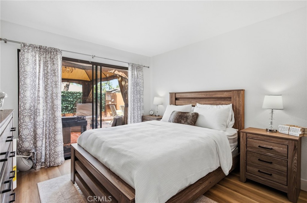 25671 Le Parc 33 Property Photo 8