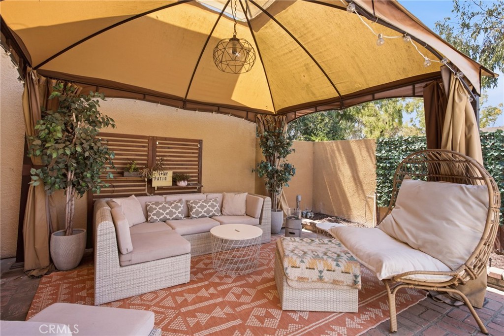 25671 Le Parc 33 Property Photo 15