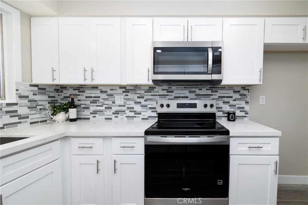 26750 Saint Andrews Property Photo 12