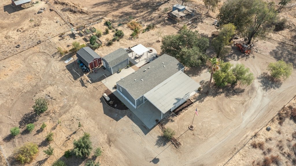 33900 Andy Property Photo 3