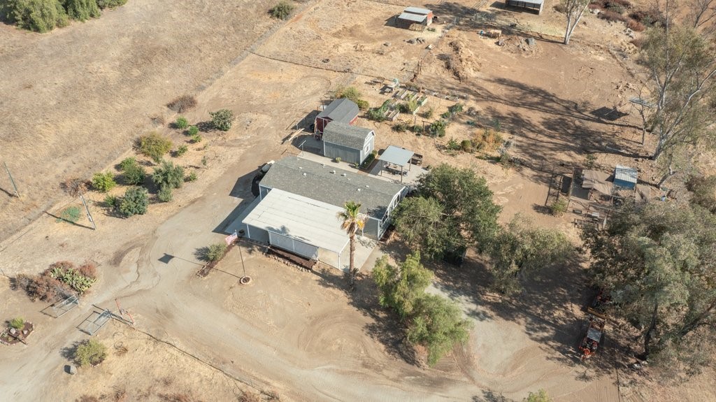33900 Andy Property Photo 4