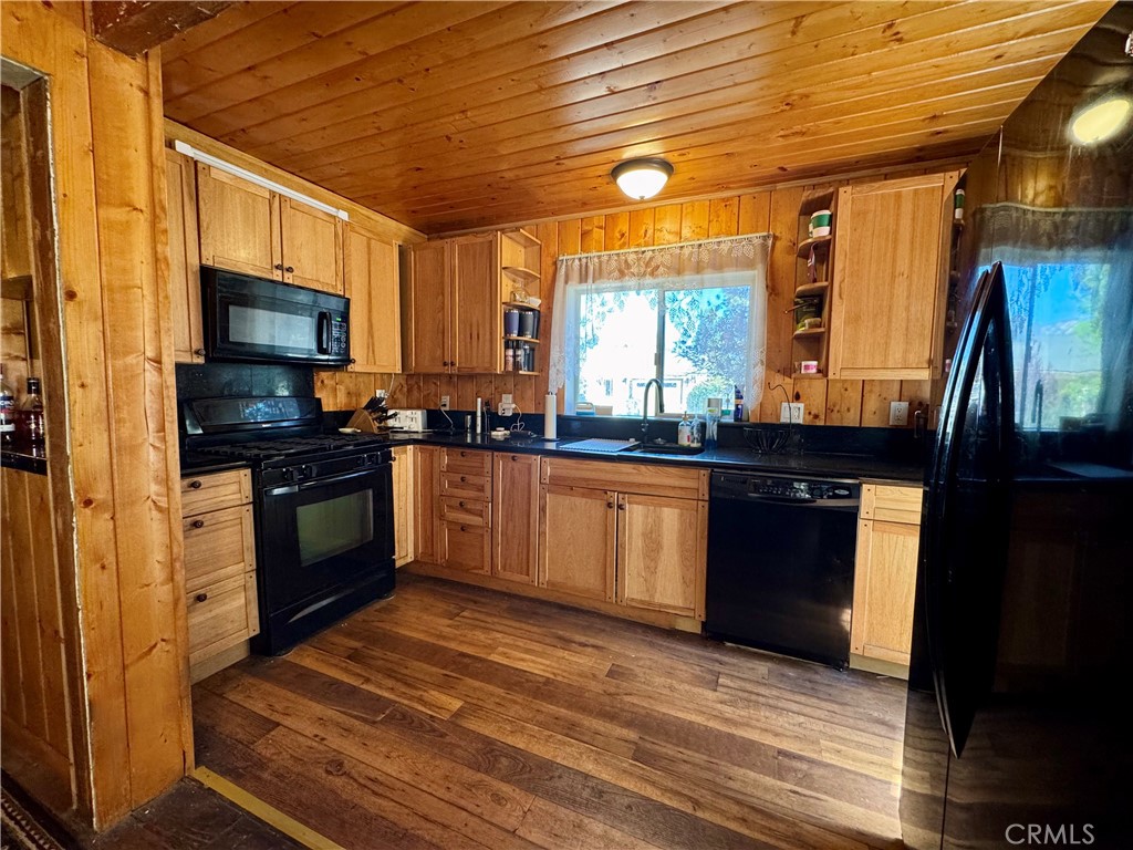 155 Coy Ln Property Photo 5