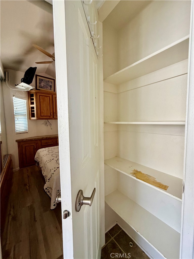 1310 Western Property Photo 16