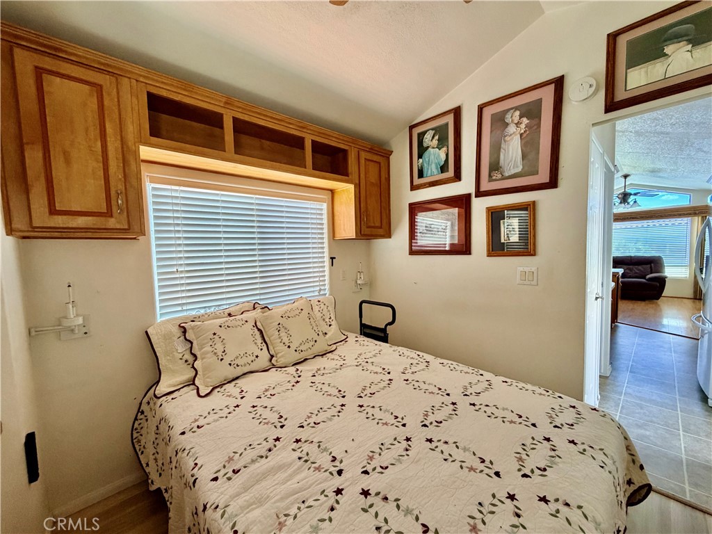 1310 Western Property Photo 18