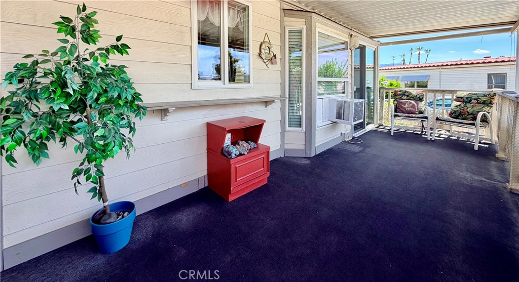1310 Western Property Photo 22