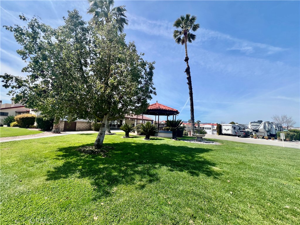 1310 Western Property Photo 49