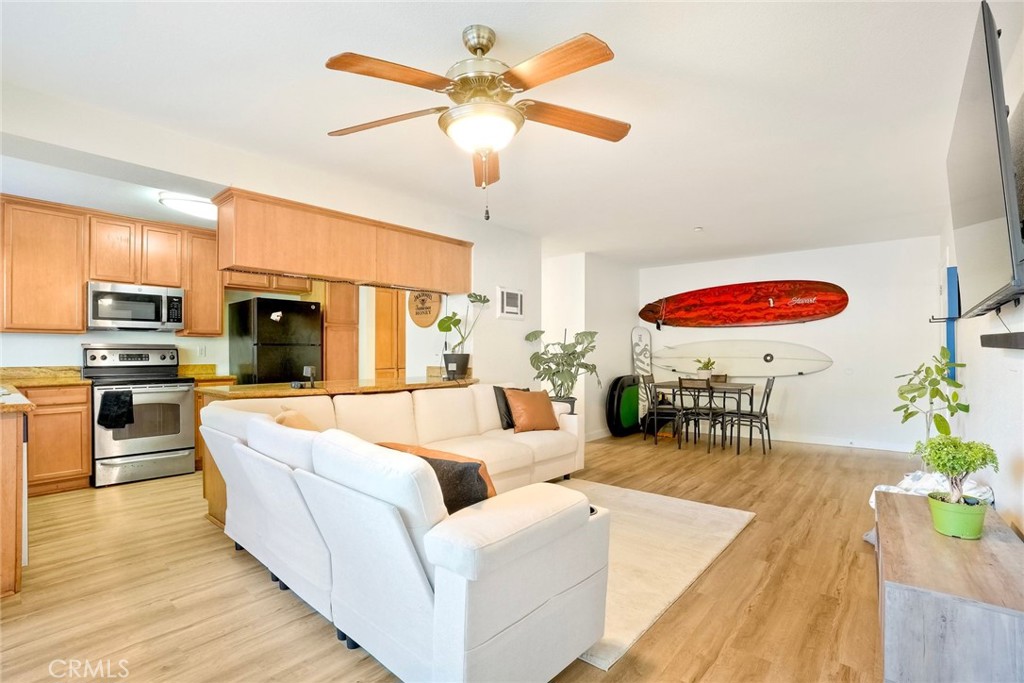 615 Fredricks 175 Property Photo 6
