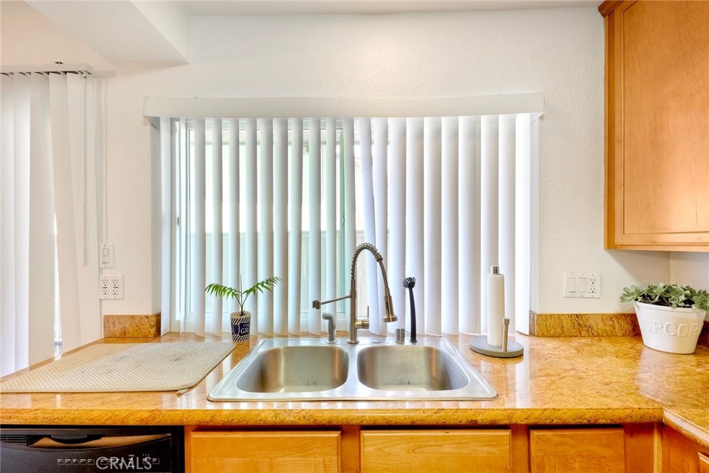 615 Fredricks 175 Property Photo 12