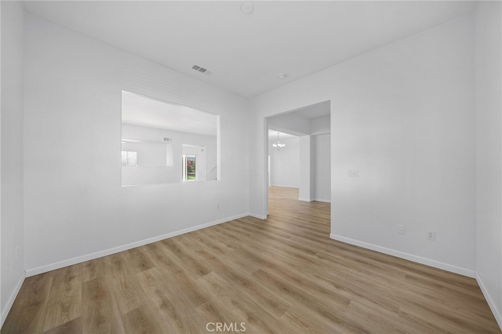 30479 White Fir Drive Property Photo 9