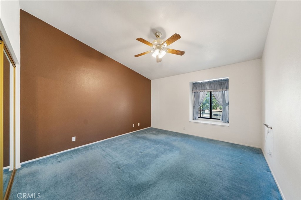 1379 Yorktown Circle Property Photo 9