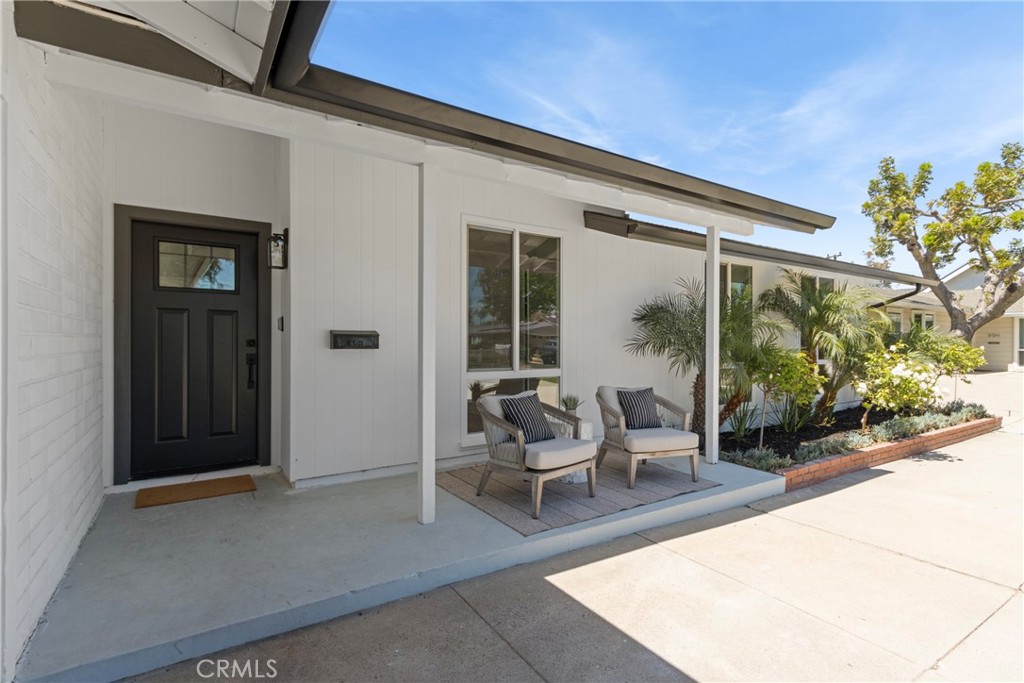 3001 Tigertail Drive Property Photo 4