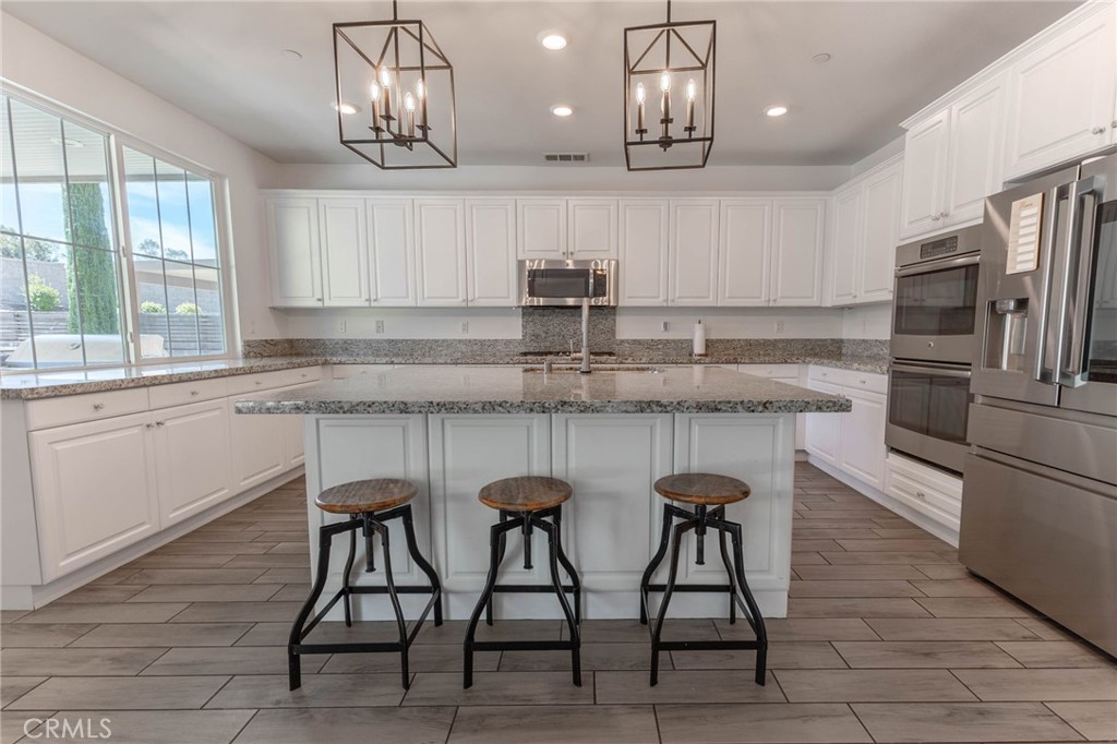 23491 Crystal Way Property Photo 3