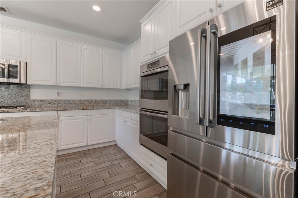 23491 Crystal Way Property Photo 7
